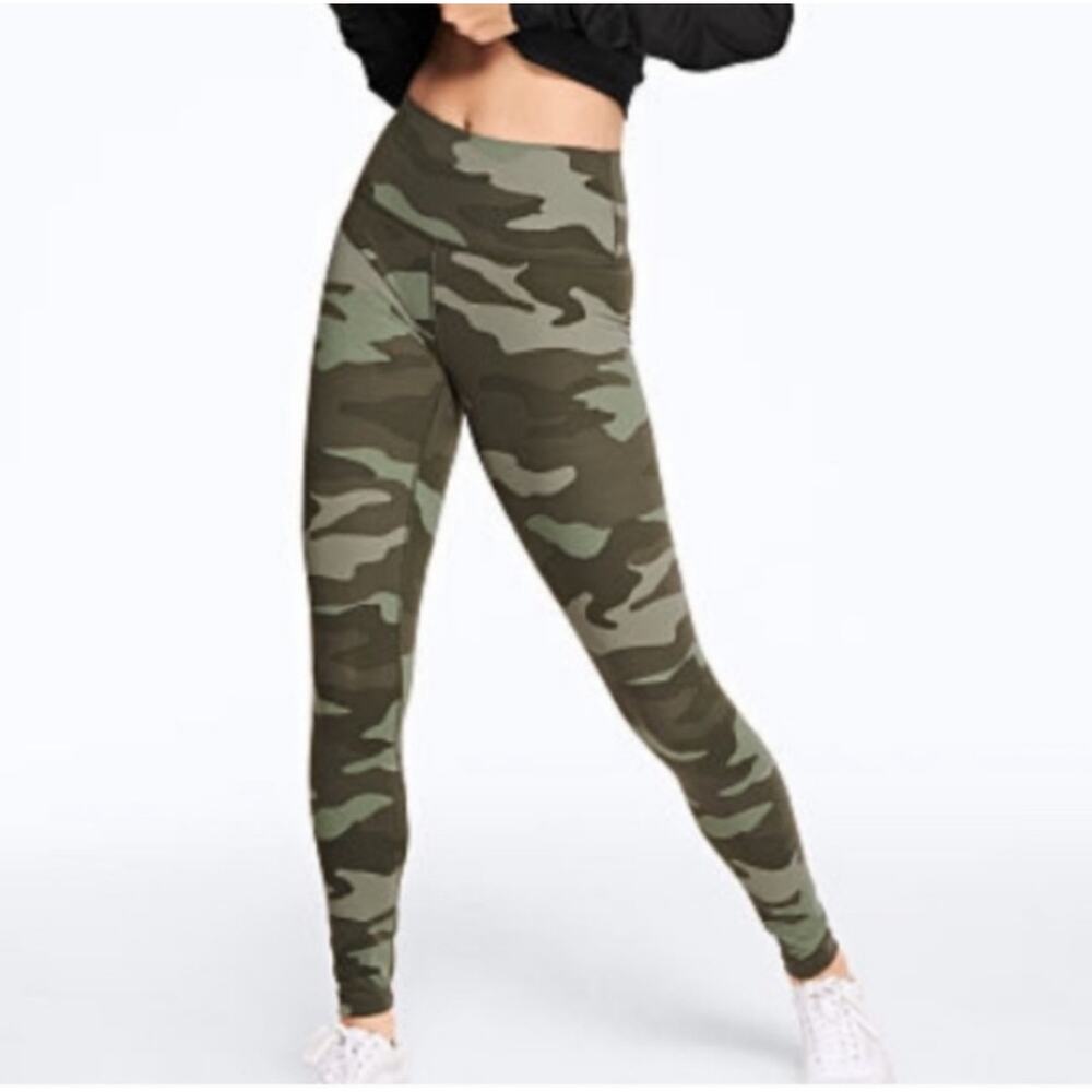 VS‎ PINK | Camo Ultimate Yoga Leggings | S